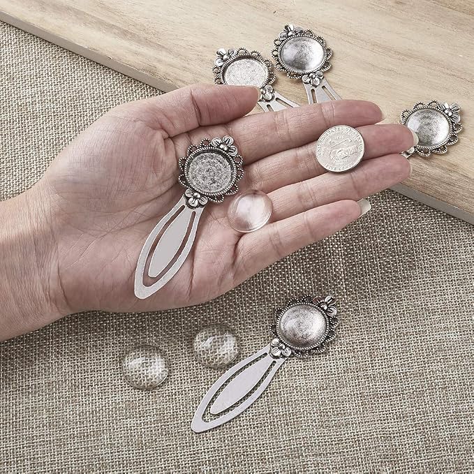 FASHEWELRY 20Pcs Antique Silver Bookmark Pendant Tray Kit Include 10Pcs 3/4 Inch Flower Round Blank Bezel Base Setting Charms with 10Pcs Clear Glass Dome Tiles Cabochons