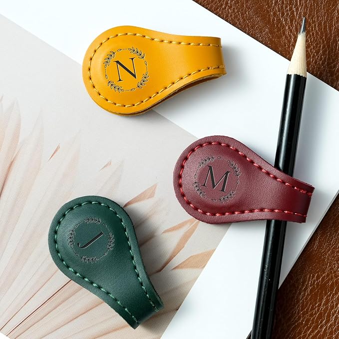 Personalized Leather Magnetic Bookmark with Pen Holder – Custom Initial Design for Readers（Yellow-Q）