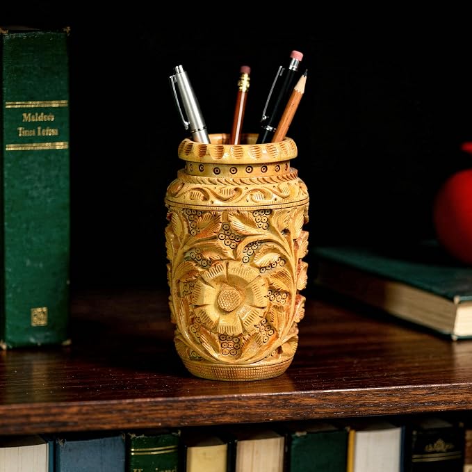Craft Trade Hand Carved Wooden Pen Holder Desk Organizer, Floral Design Pencil Holder Cup for Office Home School, Wood Stationery Storage Box, Desk Decor, Brown