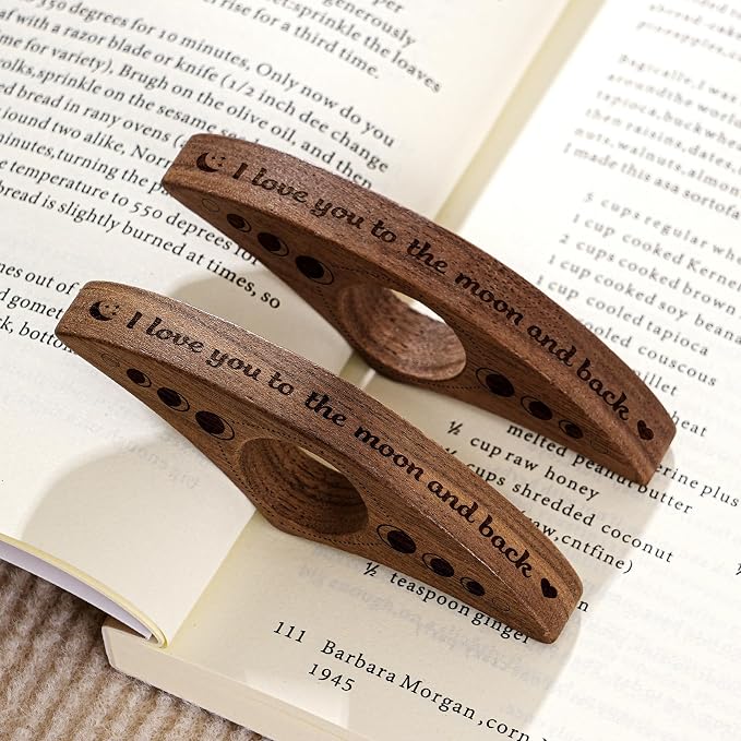 I Love You to The Moon and Back - Personalized Book Page Holder, Page Holder Christmas Valentines Gift for Women, Book Lover Gift, Wooden Thumb Page Holder