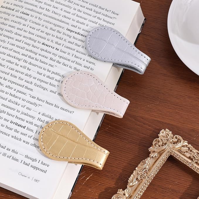 3PCS Vintage Magnetic Leather Bookmark, Leather Magnetic Bookmarks for Women, Magnetic PU Bookmarks Clip Book Accessories, Golden Pattern