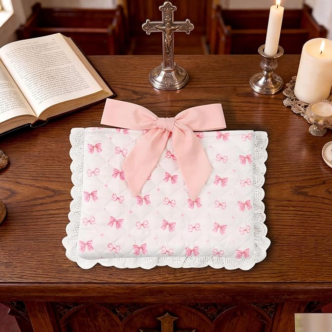 Vintage Pink Bow Quilted Bible Book Bag Cover for Women – Fits Standard Size Bibles Padded Protector Washable Cotton Bag with Elegant Lace Trim with Interior Zipper Pocket