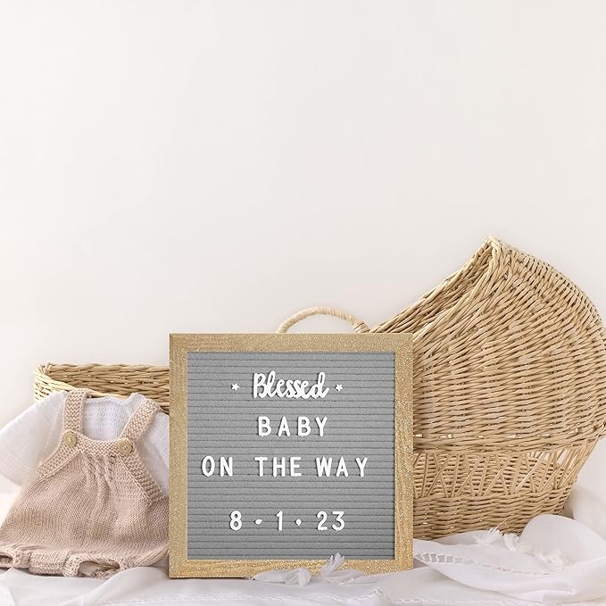 HBCY Creations 10"x10" Felt Letter Board - Solid Wood Frame - Weathered Wood - Gray Felt - 389 PP Letters Including Numbers, Symbols, Icons - Canvas Carrying Case