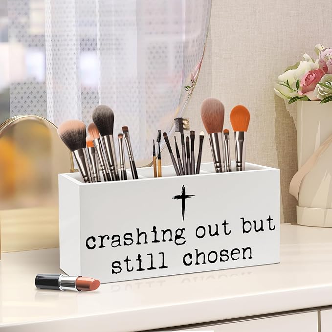 Christian Cross Pen Holder, Christian Gifts for Women Men Office Pen Pencil Holder Organizer for Desk Accessories, Bible Verse Religious Wooden Box Desk Decor for Home Office Desk Decorations