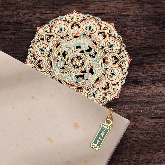 Elegant Dunhuang Metal Bookmark Gift Set, Luxury Bookmark with Pendant, Beautiful Three-Rabbits Gift Box for Book Lovers, Women and Teenage Readers
