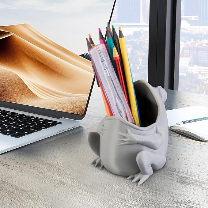 Cute Frog Pen Holder, Frog figurine Pencil Holder for Office Desk Decor, 3D Printed, Black, Durable and Fun Gift Idea