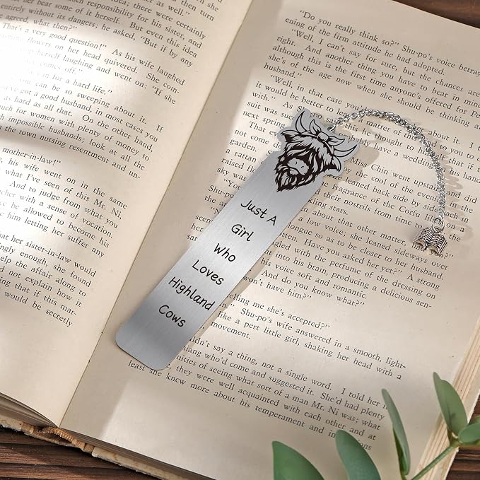 Funny Metal Bookmark Gifts - Cute Highland Cow Bookmarks Reading Women Girls Book Lovers Inspirational Page Marks School Accessories Students Friends Birthday Decorations Graduation Decor