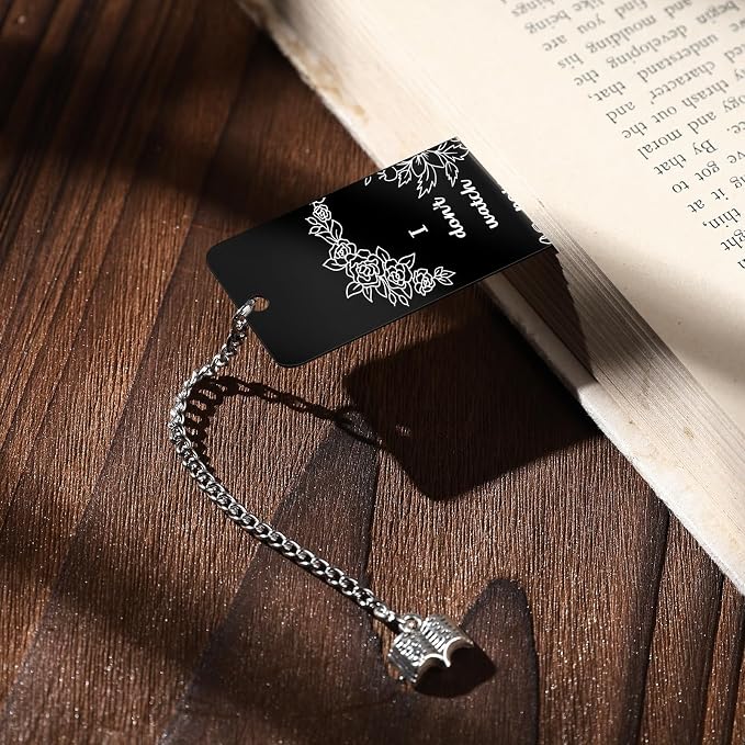 Smut Bookmark Gifts for Men - I Don't Watch Po*n Read It Like a Fu*King Lady Bookmarks Funny Smutty Personalized Unique Metal Book Marks Accessories for Reading Readers Friends Bookworm