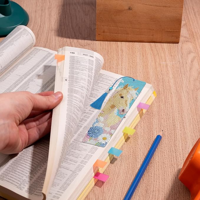 Horse Diamond Art Bookmarks - 8 PCS DIY Diamond Painting Bookmarks Kits Aesthetic Art Craft Supplies, Horse Gift for Women, Birthday Gift for Reading Lover Beginners