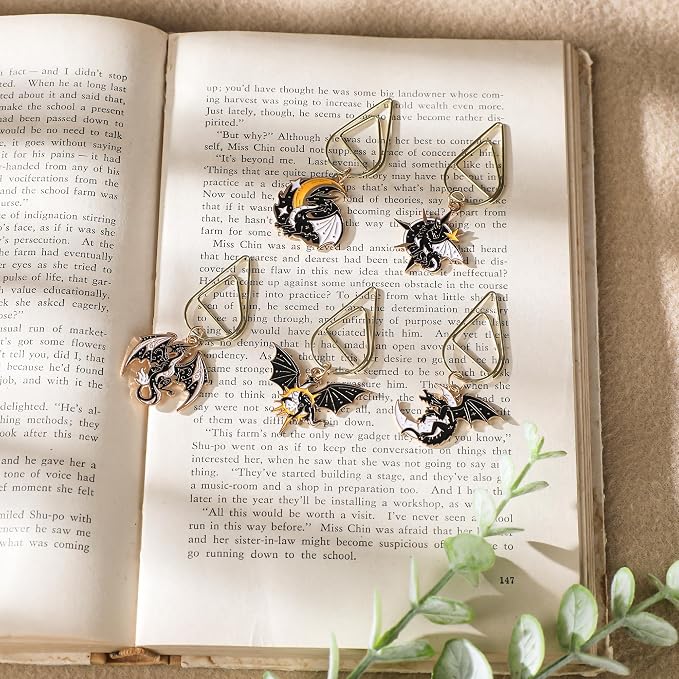 Fourth Wing Dragon Bookmark - 8 PCs Fantasy Cool Acotar Moon Paper Clips Book Marks Personalized Charm Page Marker Gifts Reading Lovers Novel Fans Women Men Boy Student School Accessories