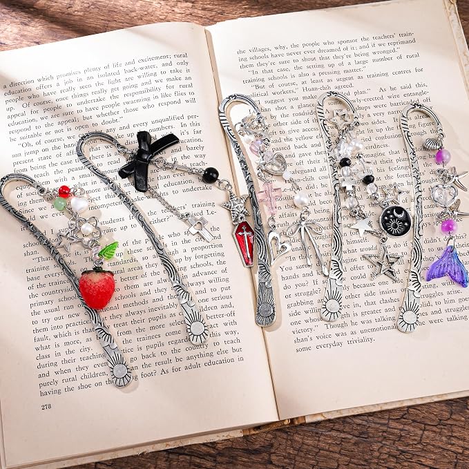 Unique Bow Bookmark Gifts - Charm Pink Aesthetic Book Mark Cute Silver Chain Tassel Metal Page Marker for Reading Women Girls Readers Students Teachers School Supplies Birthday Valentines