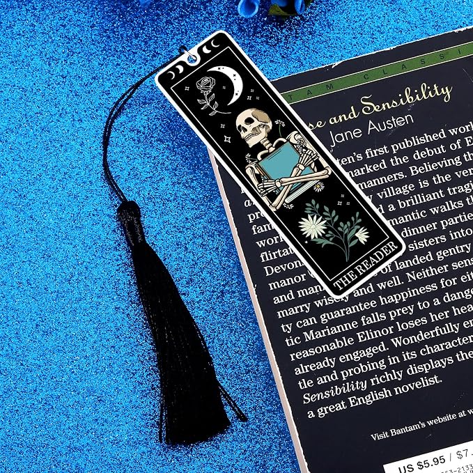 Halloween Spooky Bookmarks Gifts for Women Boo Basket Stuffers for Women Halloween Gifts for Adults Funny Skeleton Tarot Bookmark Funny Horror Book Marks for Reading Women Hallowee n Boo Basket Items