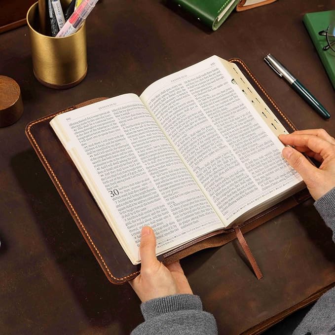 Personalized Leather cover for bible KJV, Custom leather holy bible book case cover christian gifts for men women Z04-LBBC05S