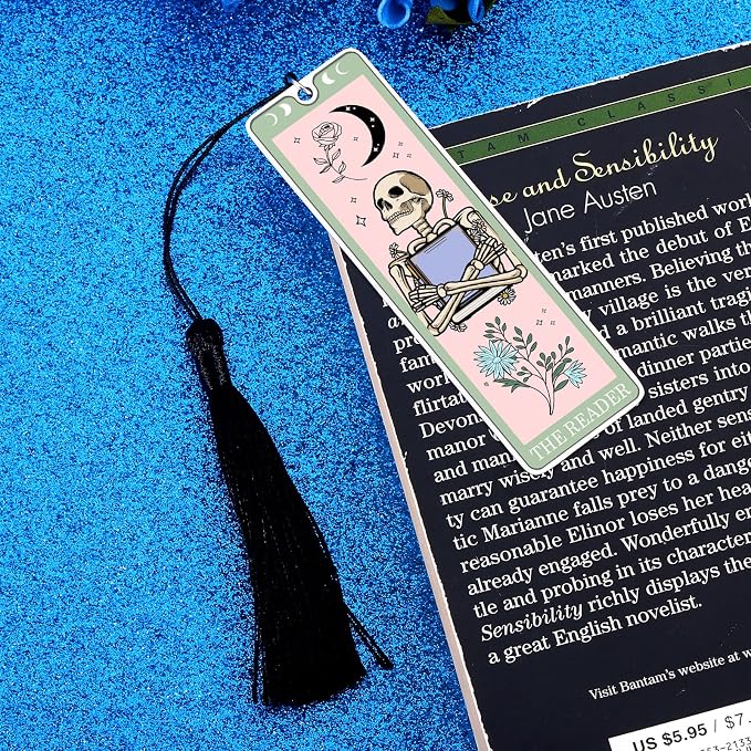 Boo Basket Stuffers for Women Him Funny Bookmarks for Women Kids Halloween Bookmarks Gifts for Adults Spooky Basket Stuffers for Women Funny Skeleton Tarot Bookmark Halloween Spooky Gifts for Women