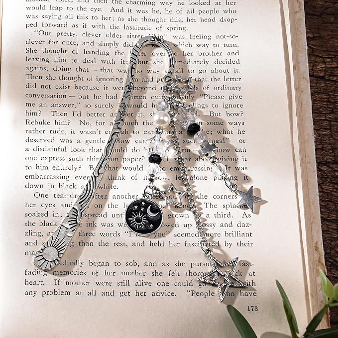 Charm Acotar Moon Bookmark - Fantasy Sun Star Aesthetic Vintage Book Mark Silver Chain Pendant Tassel Metal Bookmarks Reading for Women Men Reader Bookish Novel Lovers Fans Valentines Gift