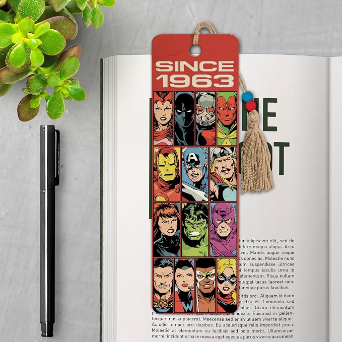 Marvel Avengers - 60th Anniversary Premier Bookmark Stationery