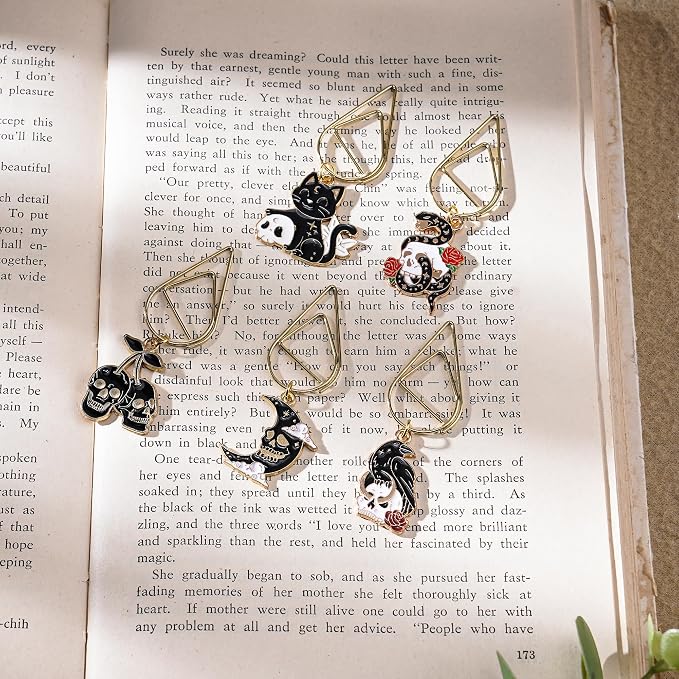 Horror Gothic Skeleton Bookmark - 5 PCs Cool Witchy Crow Paperclips Book Mark Fantasy Spooky Personalized Vintage Metal Bookmarks Reading Supplies Men Women Adult Birthday Valentines Gifts