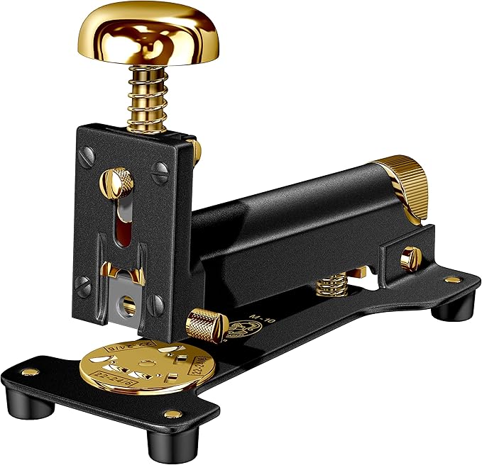 El Casco M10 Medium Desk Stapler - Black/23 Carat Gold Plated Trim