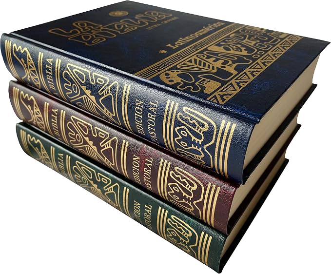 La Biblia Catolica Latinoamericana Letra Grande Edicion Cartone en Español con Señalador Biblico - The Latin American Catholic Bible Spanish Edition with Bookmarks (Assorted)