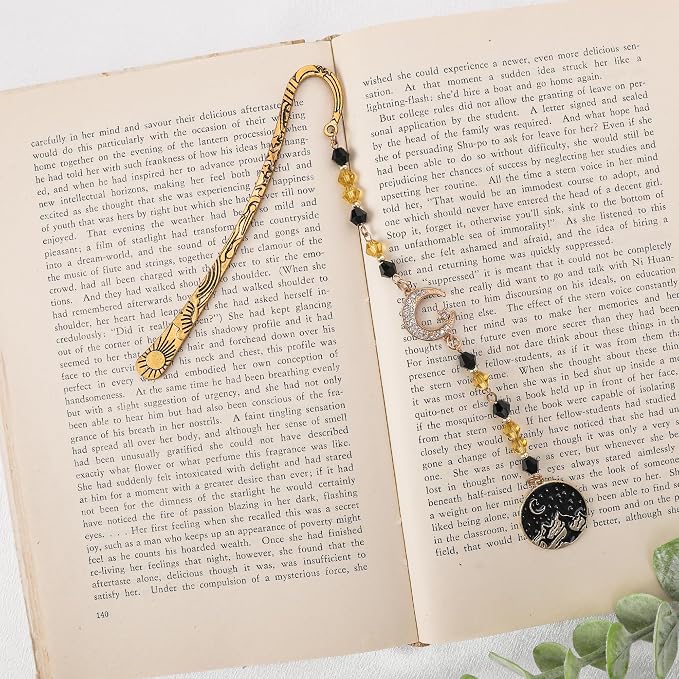 Fantasy Acotar Metal Bookmark - Retro Vintage Hook Book Marks Page Mark with Beaded Black Gold Moon Charm for Women Men Students Teachers Reading Lovers Birthday Gifts School Accessories