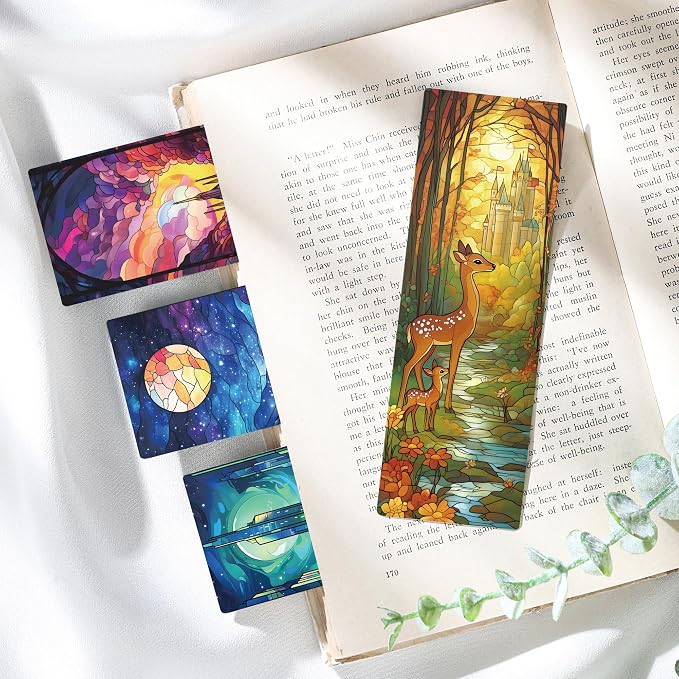 Fantasy Bookmark Bulk Gifts - 100 Pcs Personalized Paper Bookmarks for Women Book Lovers Novel Fans Dark Romance Merch Vintage Art Reading Accessories Bookish Gift for Birthday Christmas